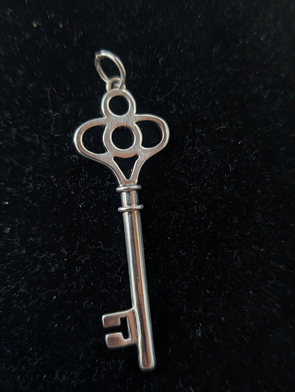 STERLING Silver Key Charm Pendant - Picture 6 of 8